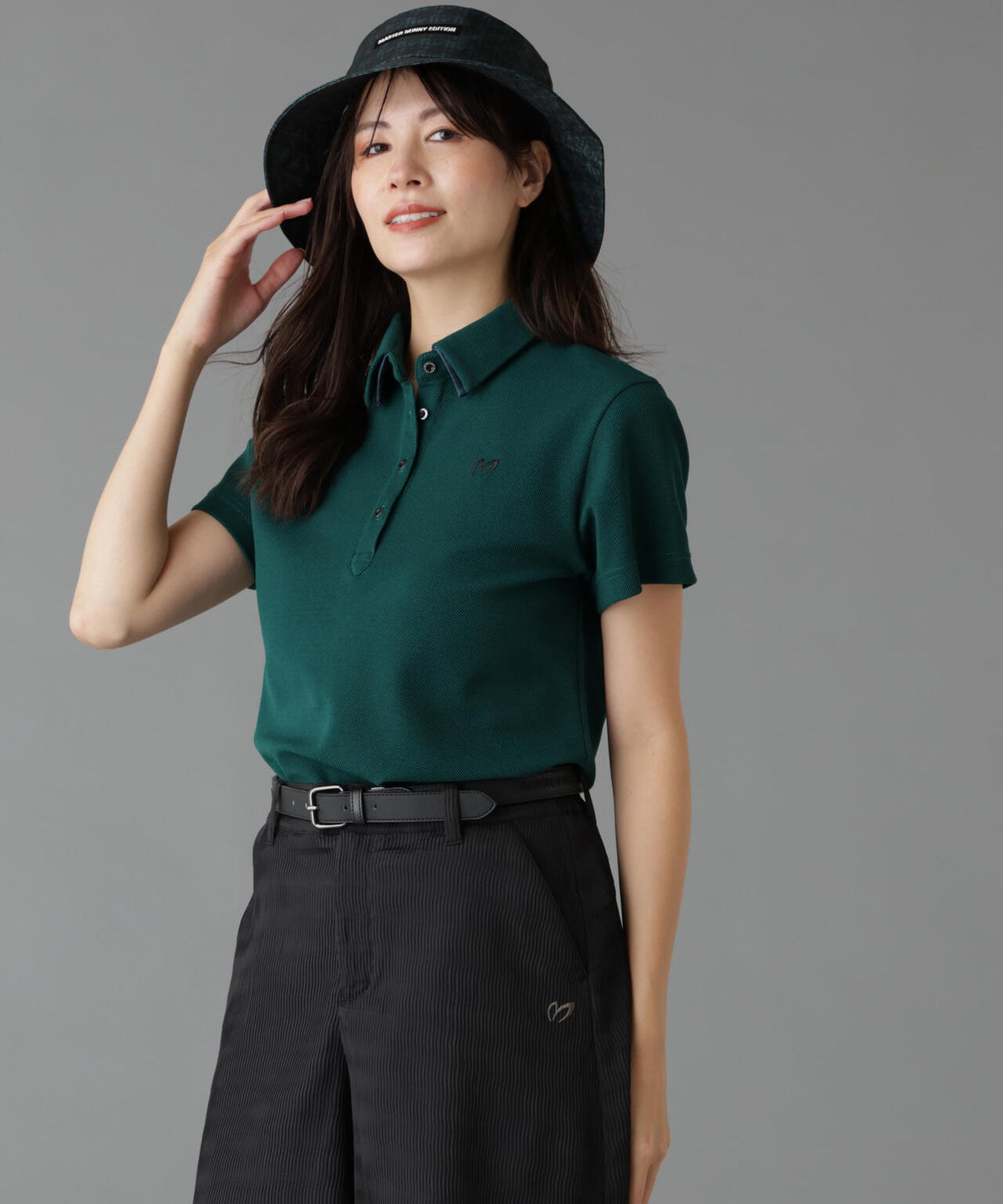 Height : 160 Bust : 80 Waist : 58 Hips : 83 着用サイズ:1