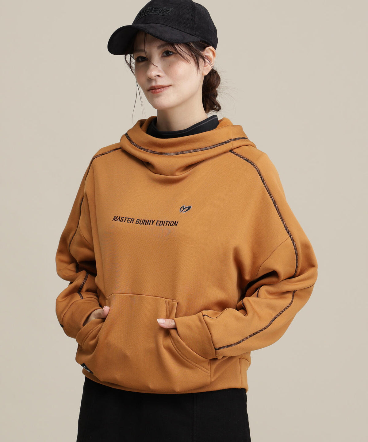 ボンバー裏毛フーディプルオーバー (WOMENS)