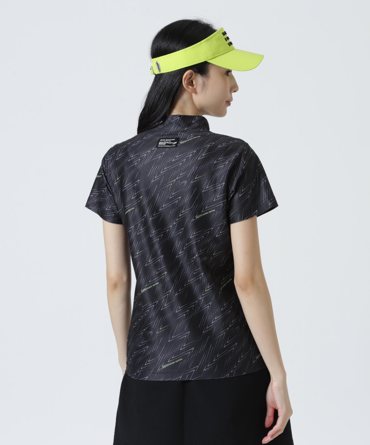 T:171cm/B:77/W:59・H:87 着用サイズ:1
