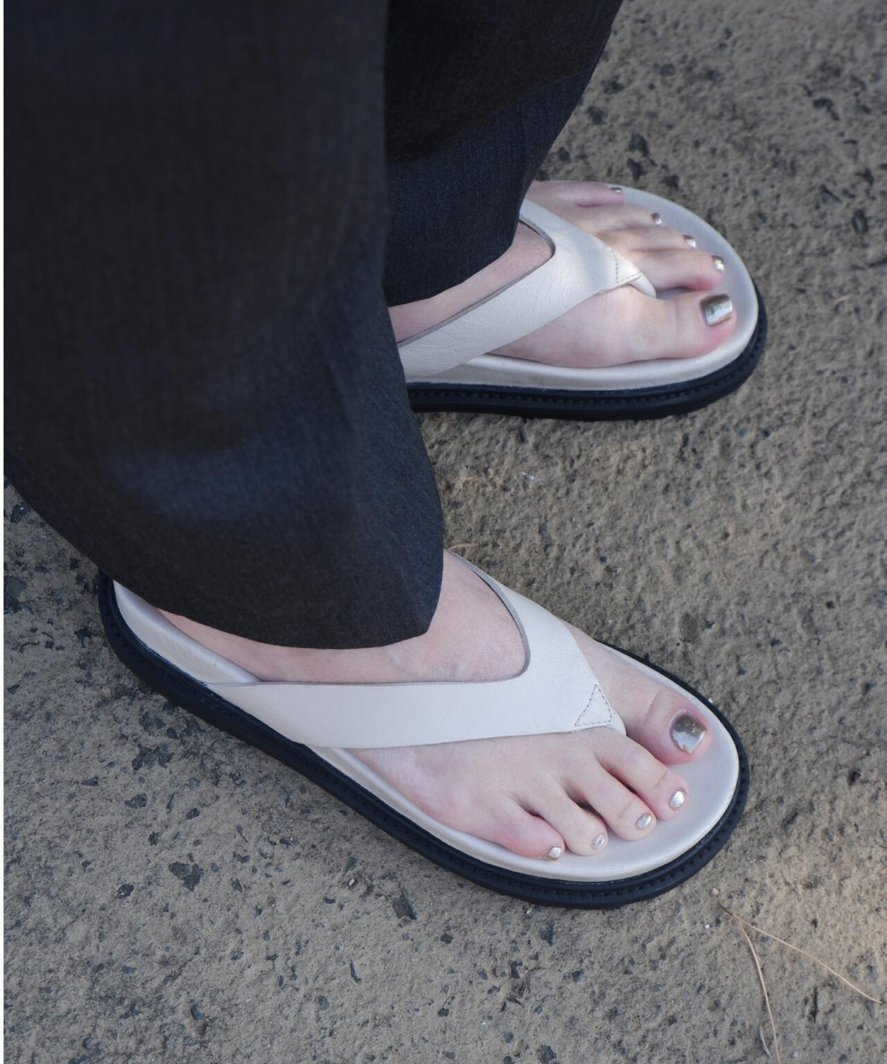 CAMINANDO/カミナンド THONG SLIDES トングスライド