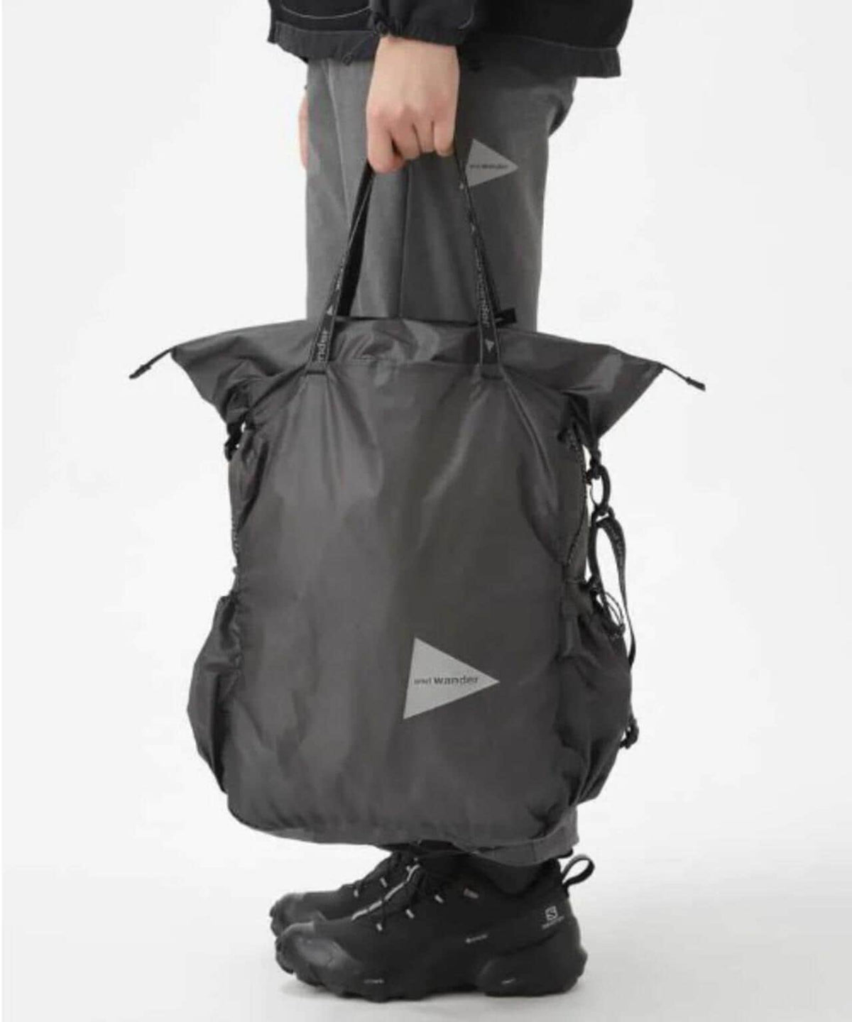 and wander/アンドワンダー sil tote bag シルトートバッグ 5743975113