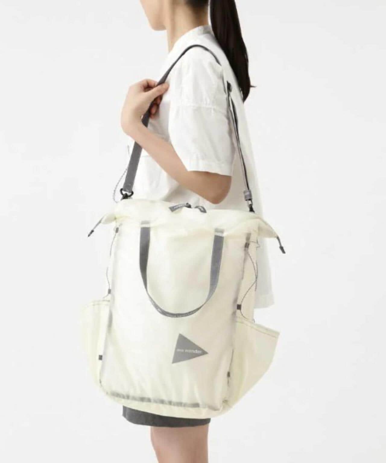 and wander/アンドワンダー sil tote bag シルトートバッグ