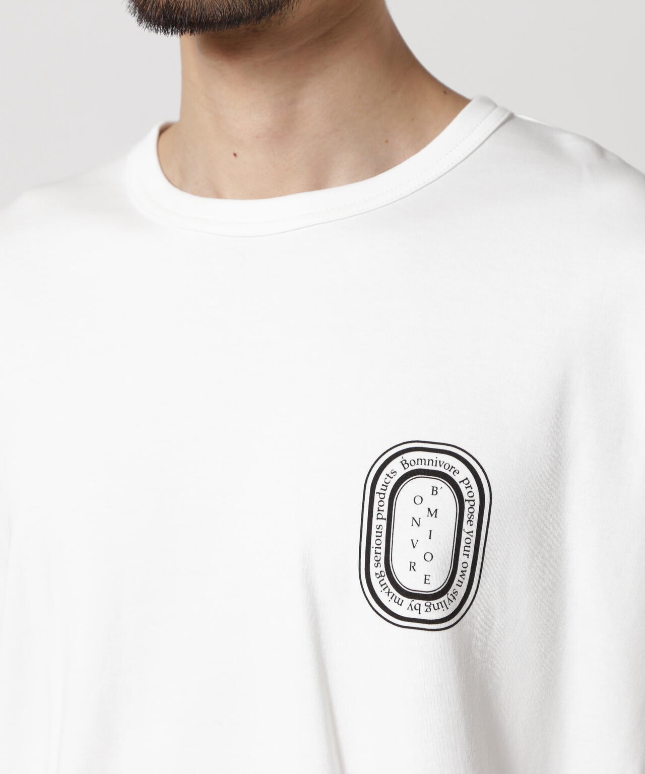 B omnivore/ビーオムニボー LOGO S/S Tee