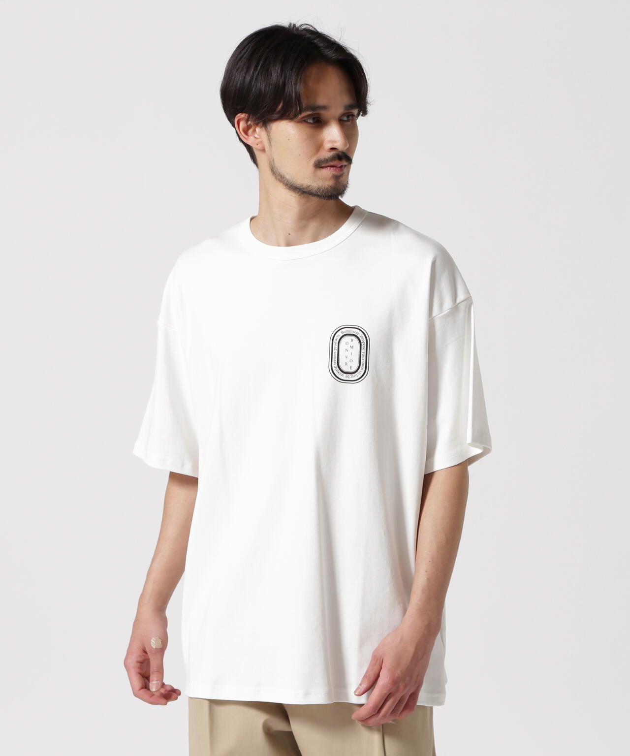 B omnivore/ビーオムニボー LOGO S/S Tee