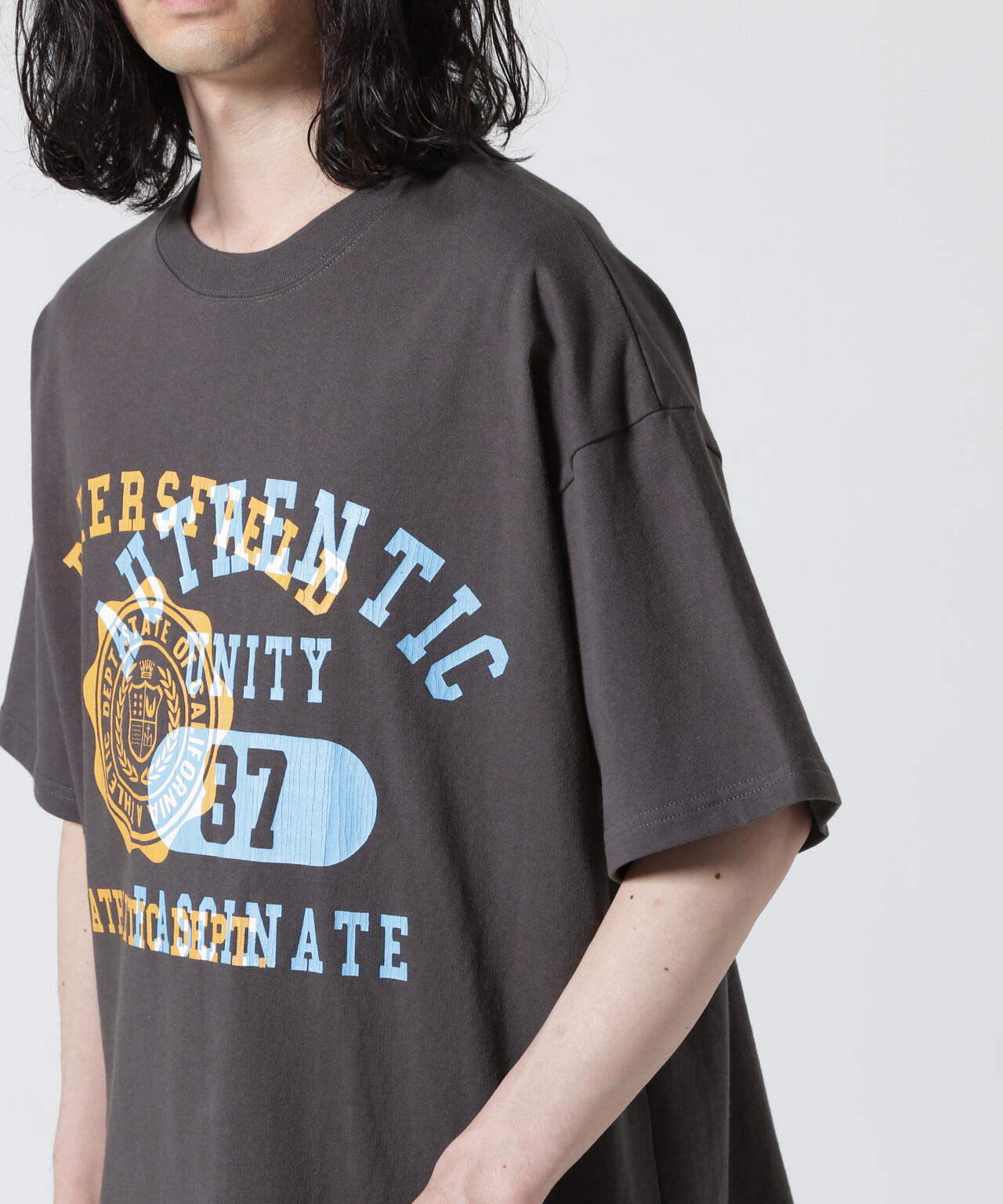 B omnivore/ビーオムニボー COLLEGE S/S TEE