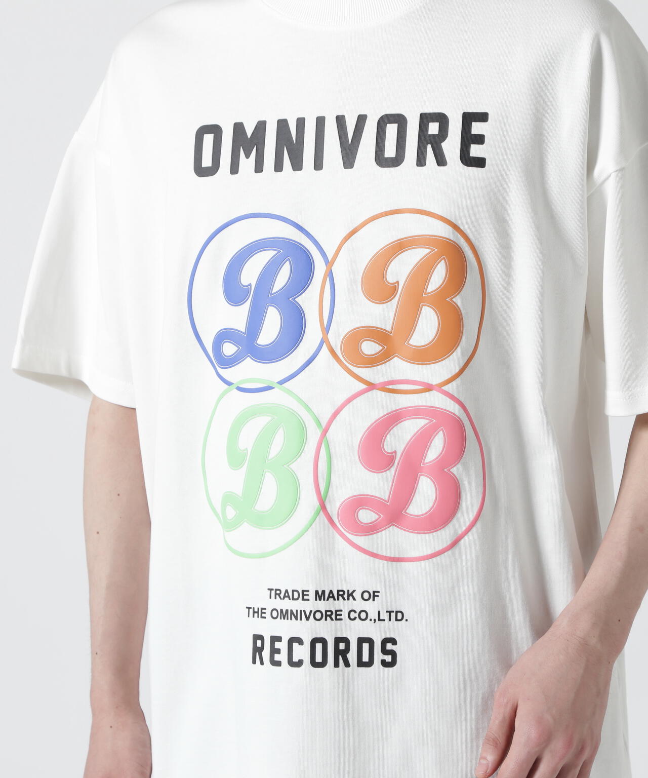 B omnivore/ビーオムニボー RECORD S/S TEE