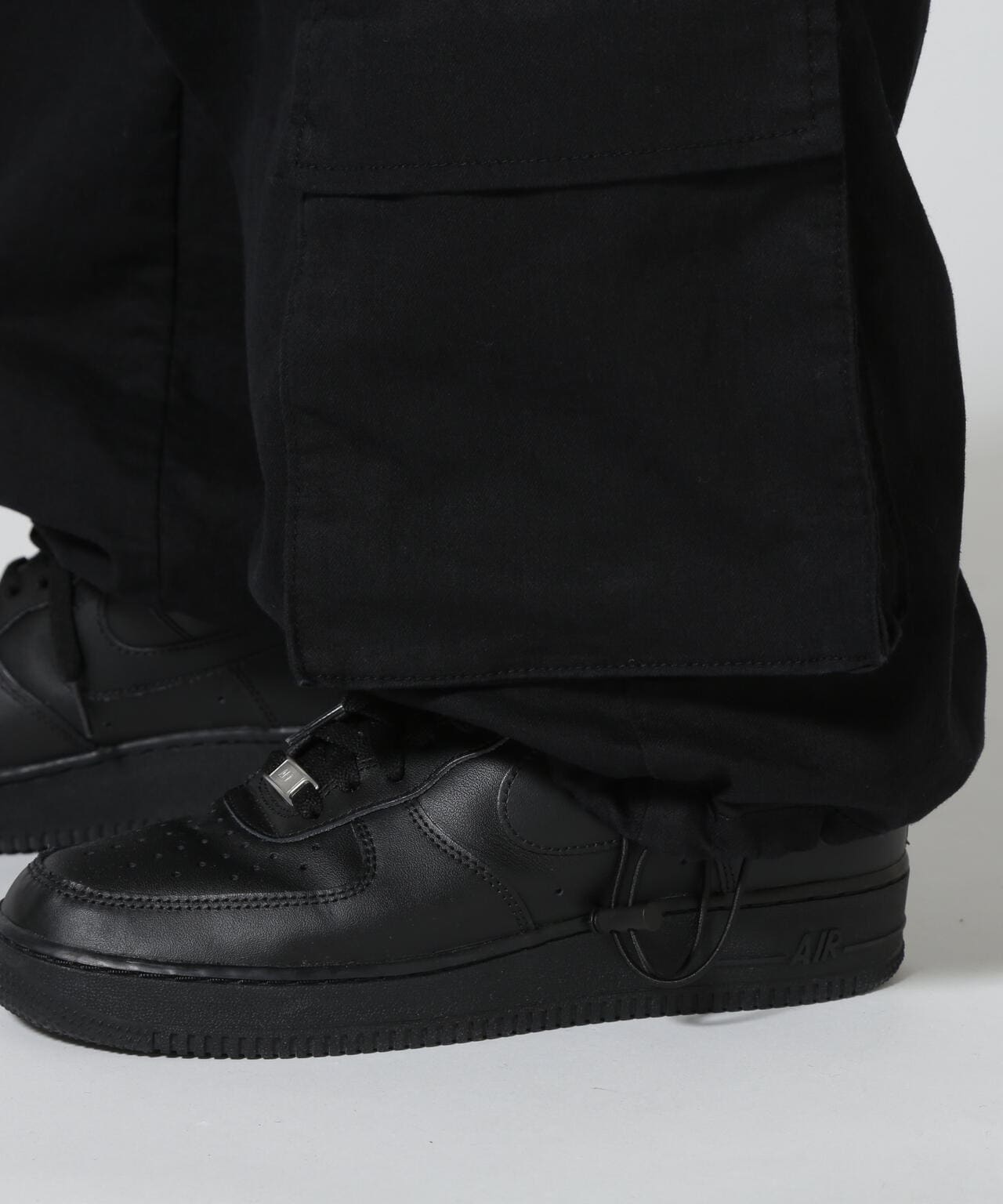 B omnivore/ビーオムニボー W POCKET CARGO PANTS