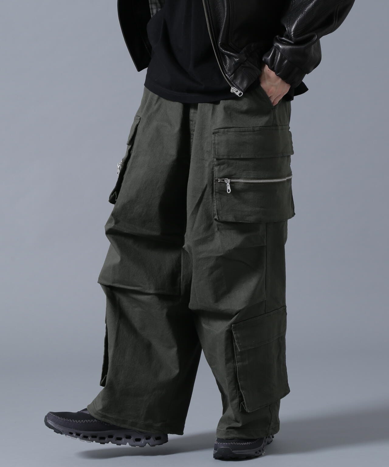 B omnivore/ビーオムニボー W POCKET CARGO PANTS