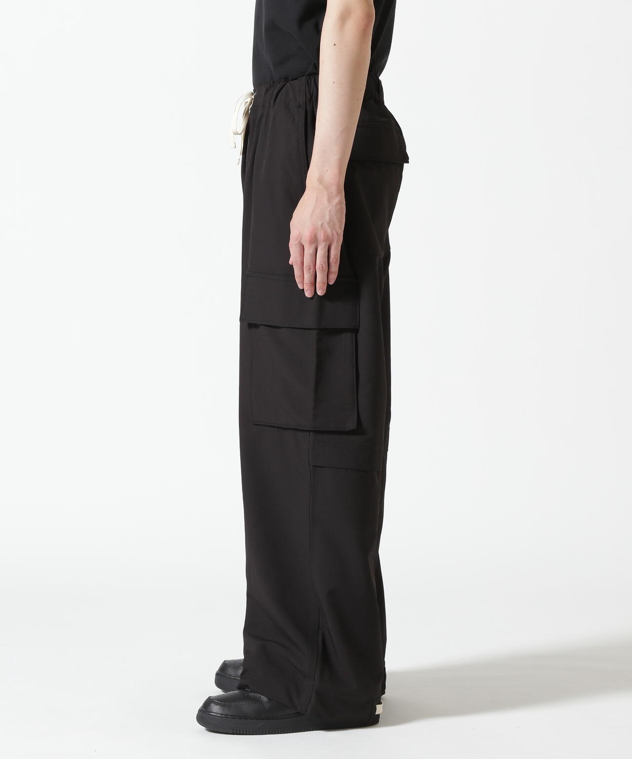 B omnivore/ビーオムニボー STRETCH POLYESTER CARGO PANTS