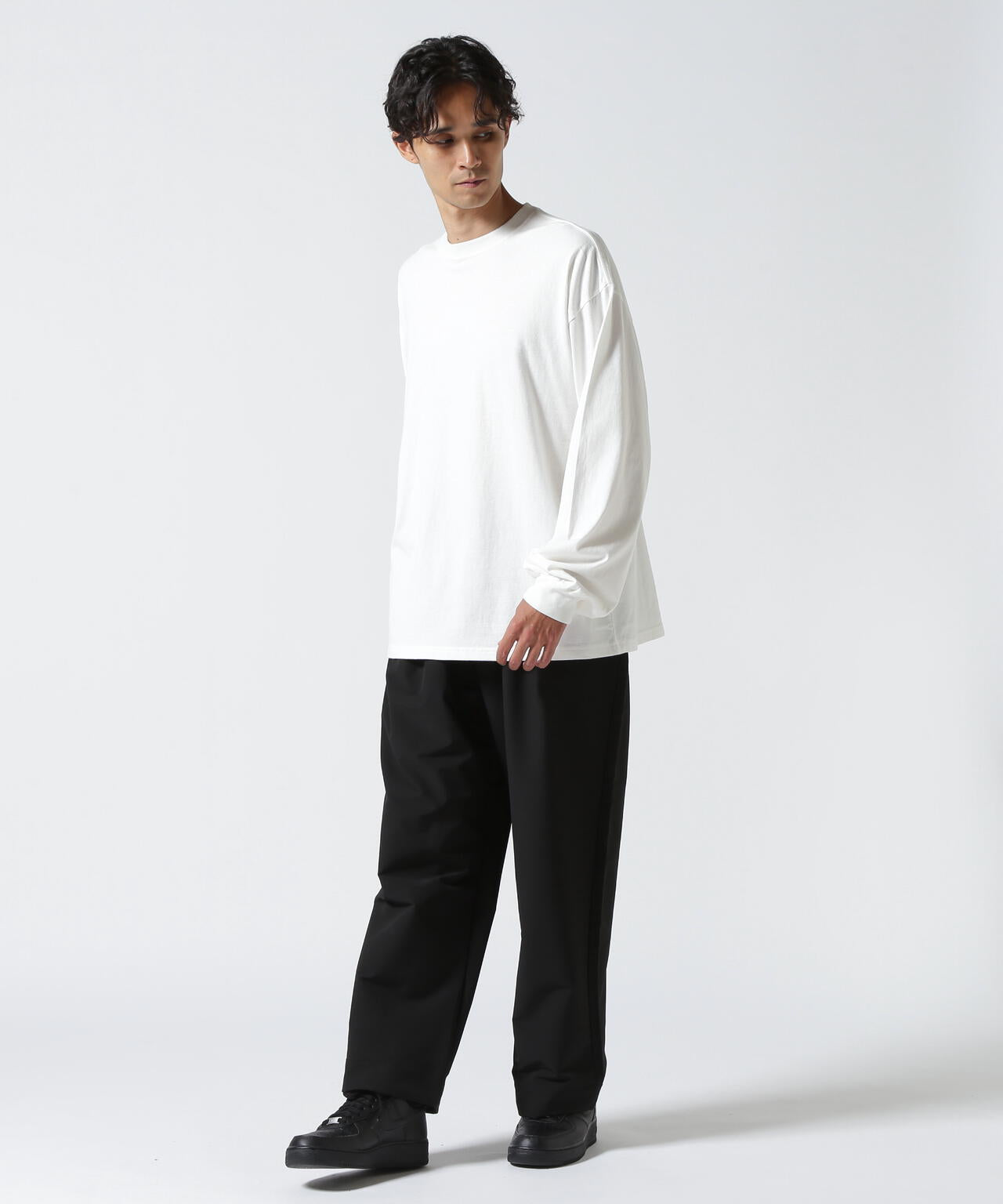 B omnivore STRETCH POLYESTER BALLOON TACK PANTS