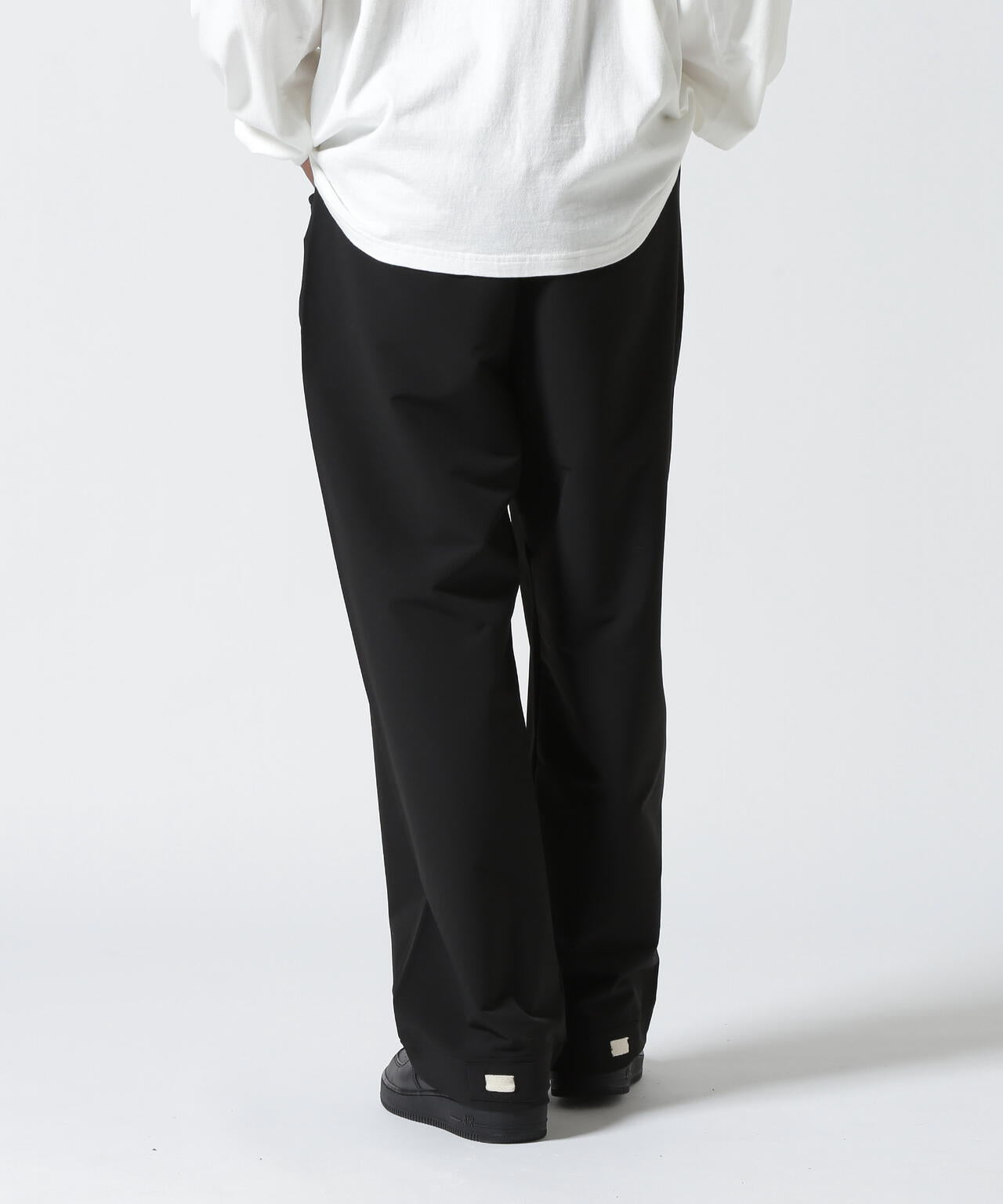 B omnivore STRETCH POLYESTER BALLOON TACK PANTS