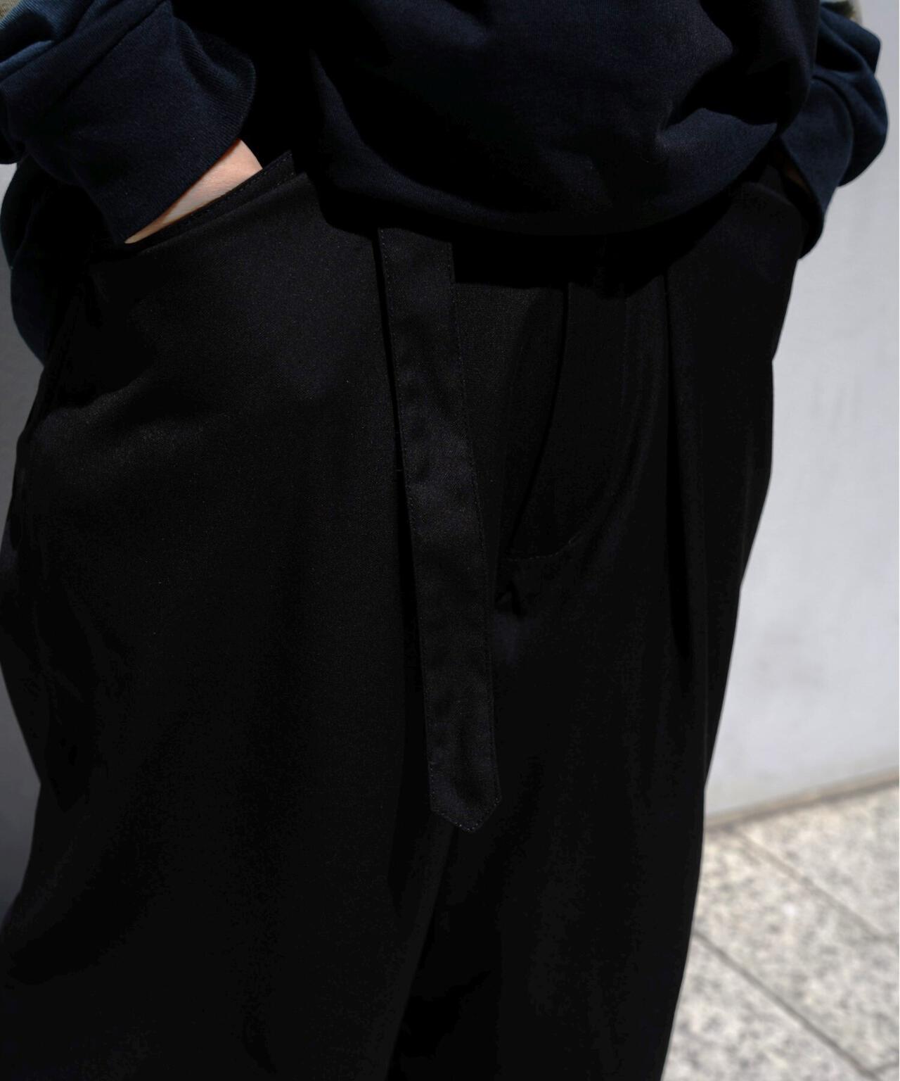 B omnivore/ビーオムニボー TR BELT LOOSE PANTS