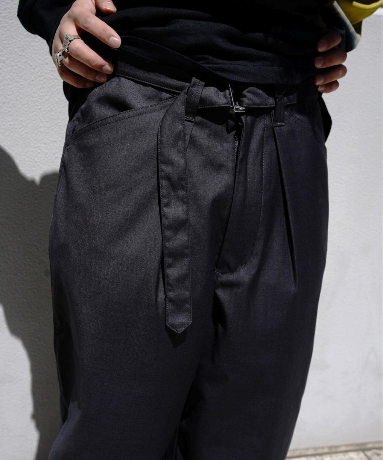B omnivore/ビーオムニボー TR BELT LOOSE PANTS