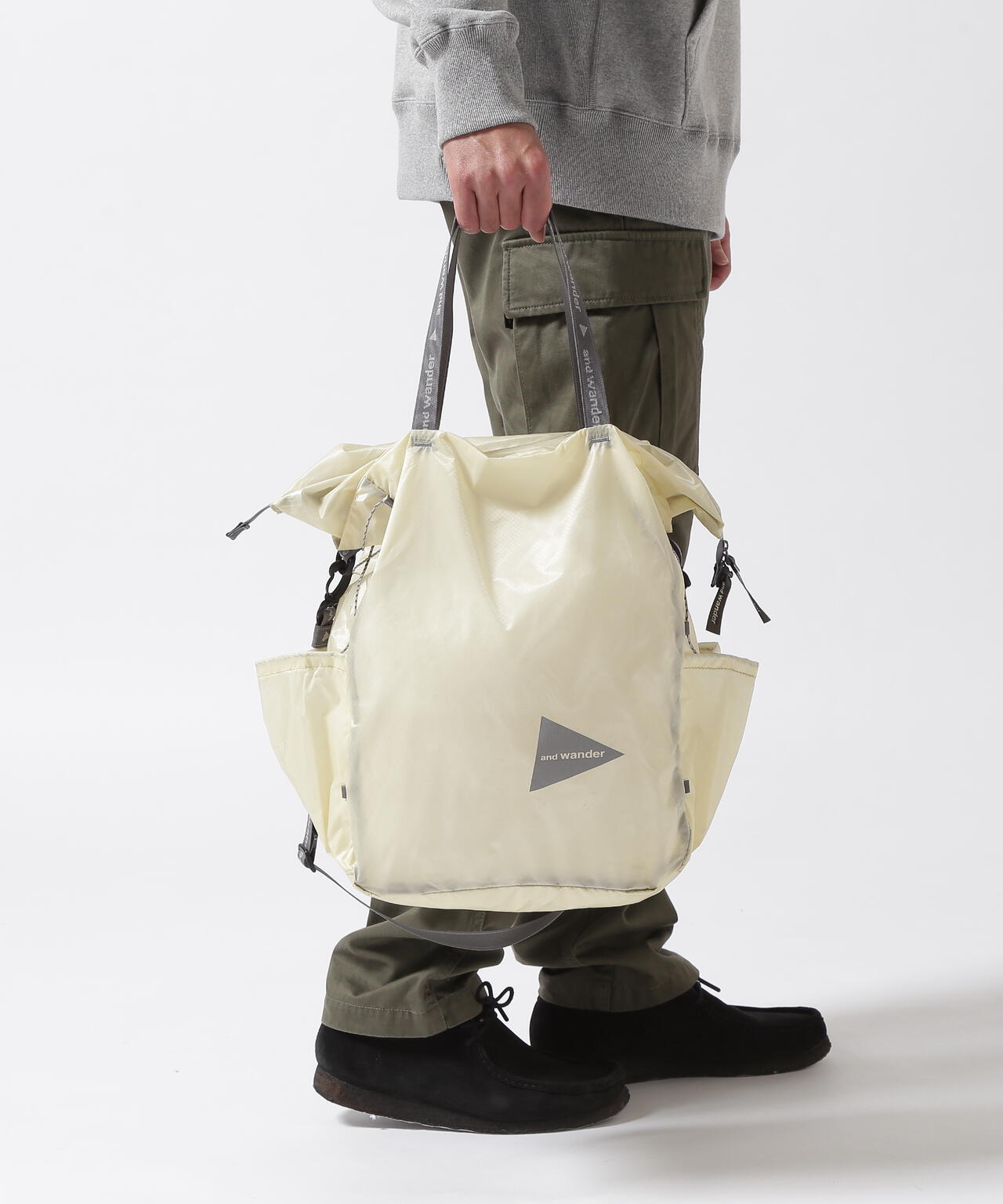 and wander/アンドワンダー sil tote bag