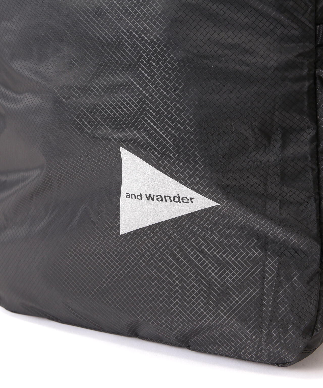 and wander/アンドワンダー sil tote bag