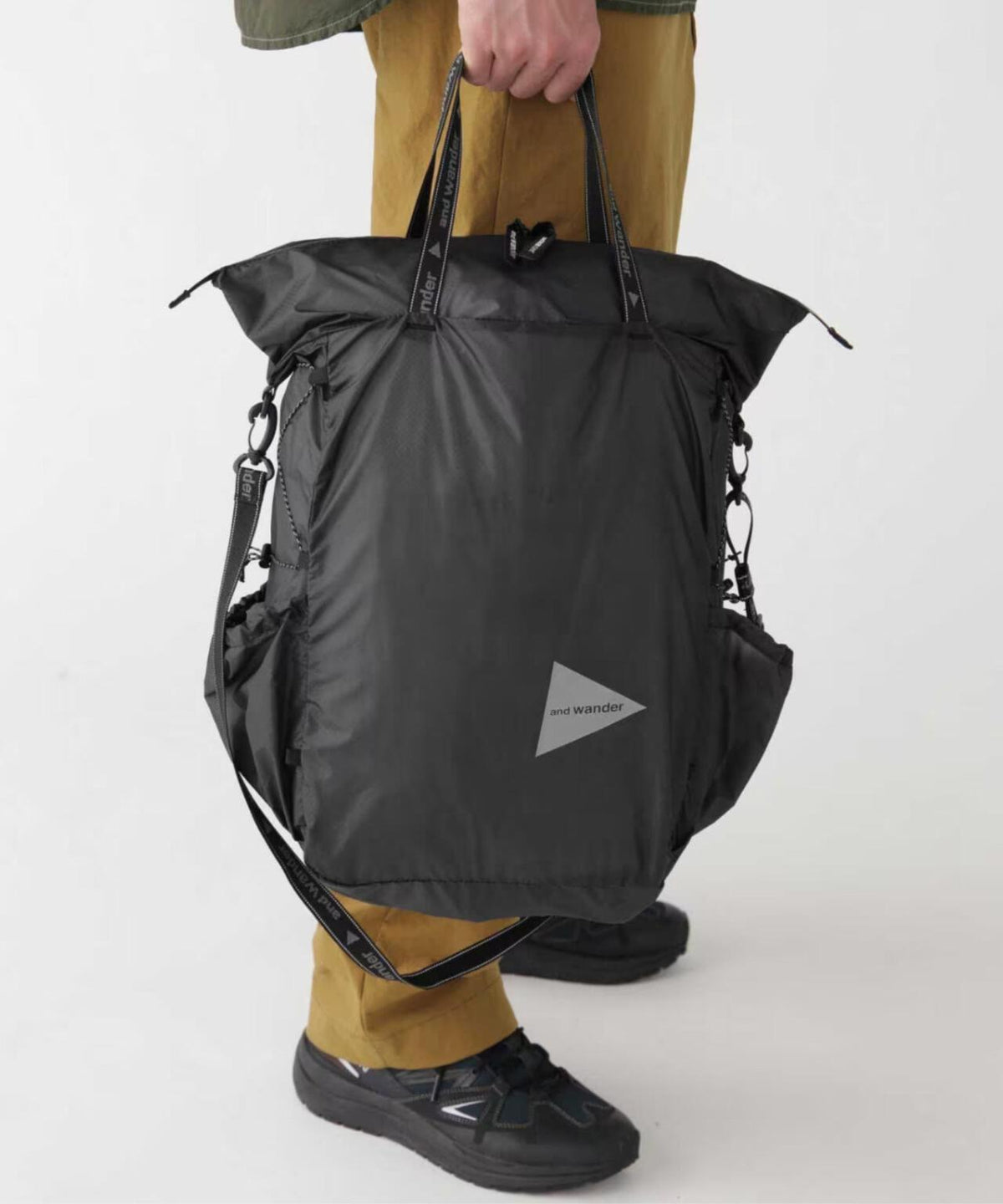 and wander/アンドワンダー sil tote bag