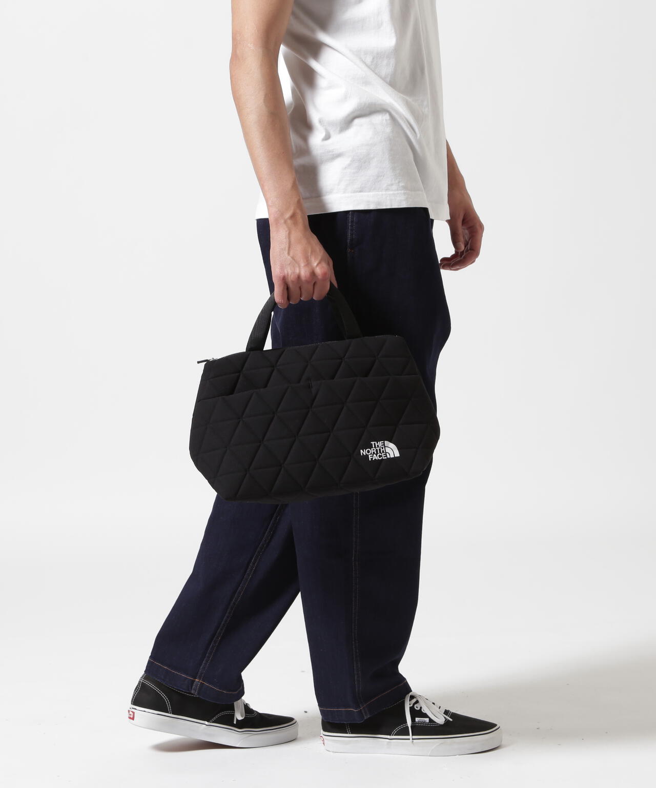 d2e58f78-8ee5-593b-9c06-f789128aabb4_Image