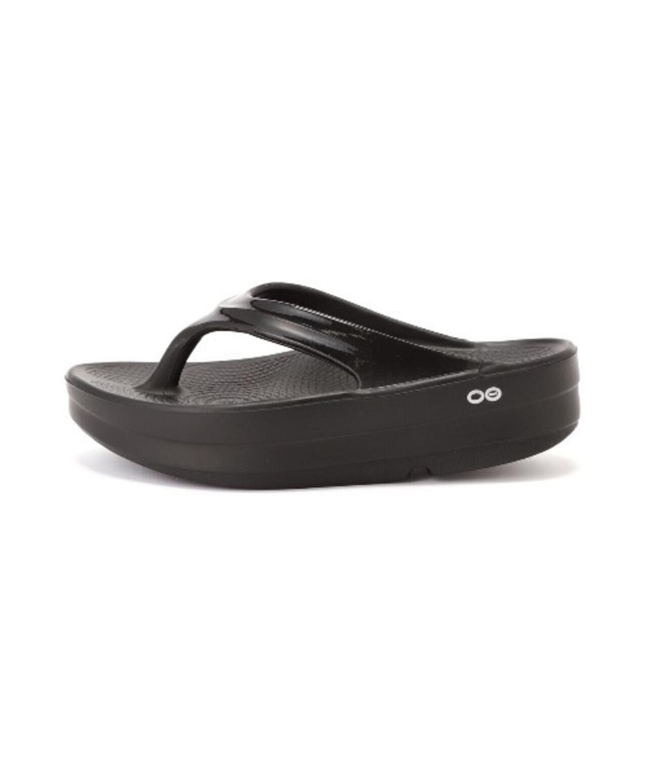 OOFOS/ウーフォス OOmega ウーメガ リカバリーサンダル 厚底