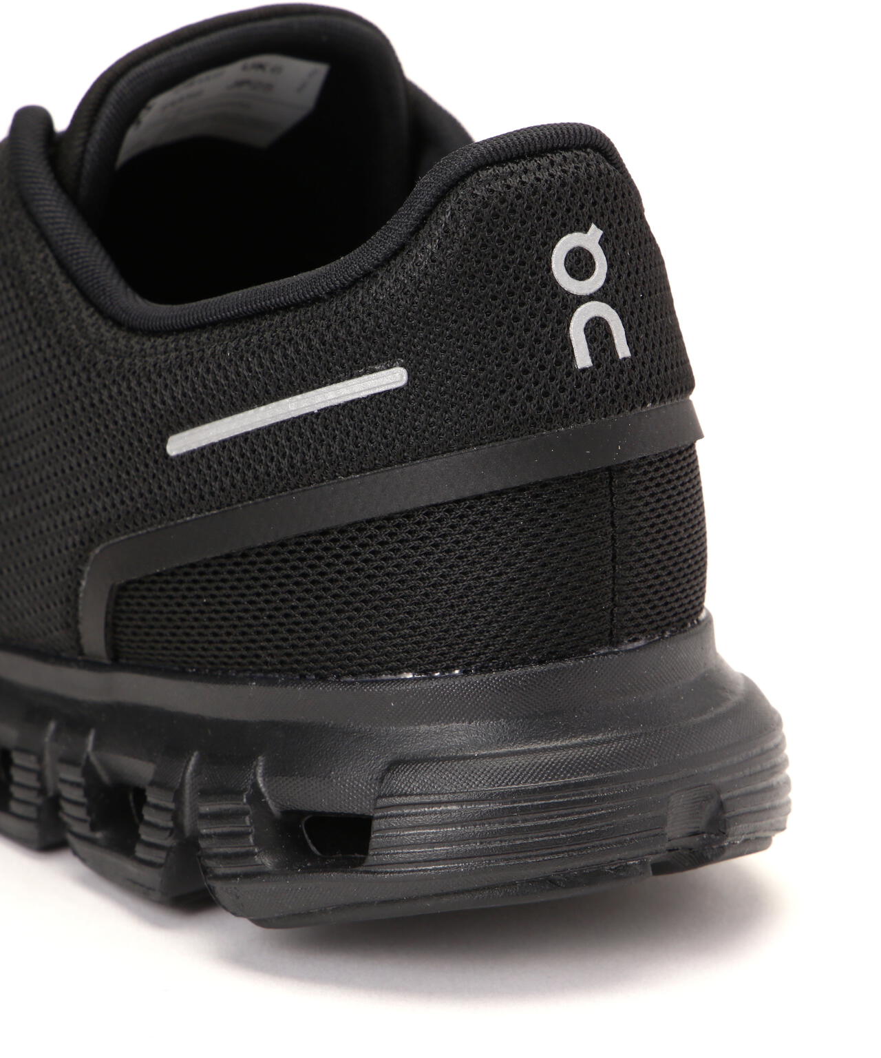 On/オン Cloud 6 (WOMEN'S) クラウド6