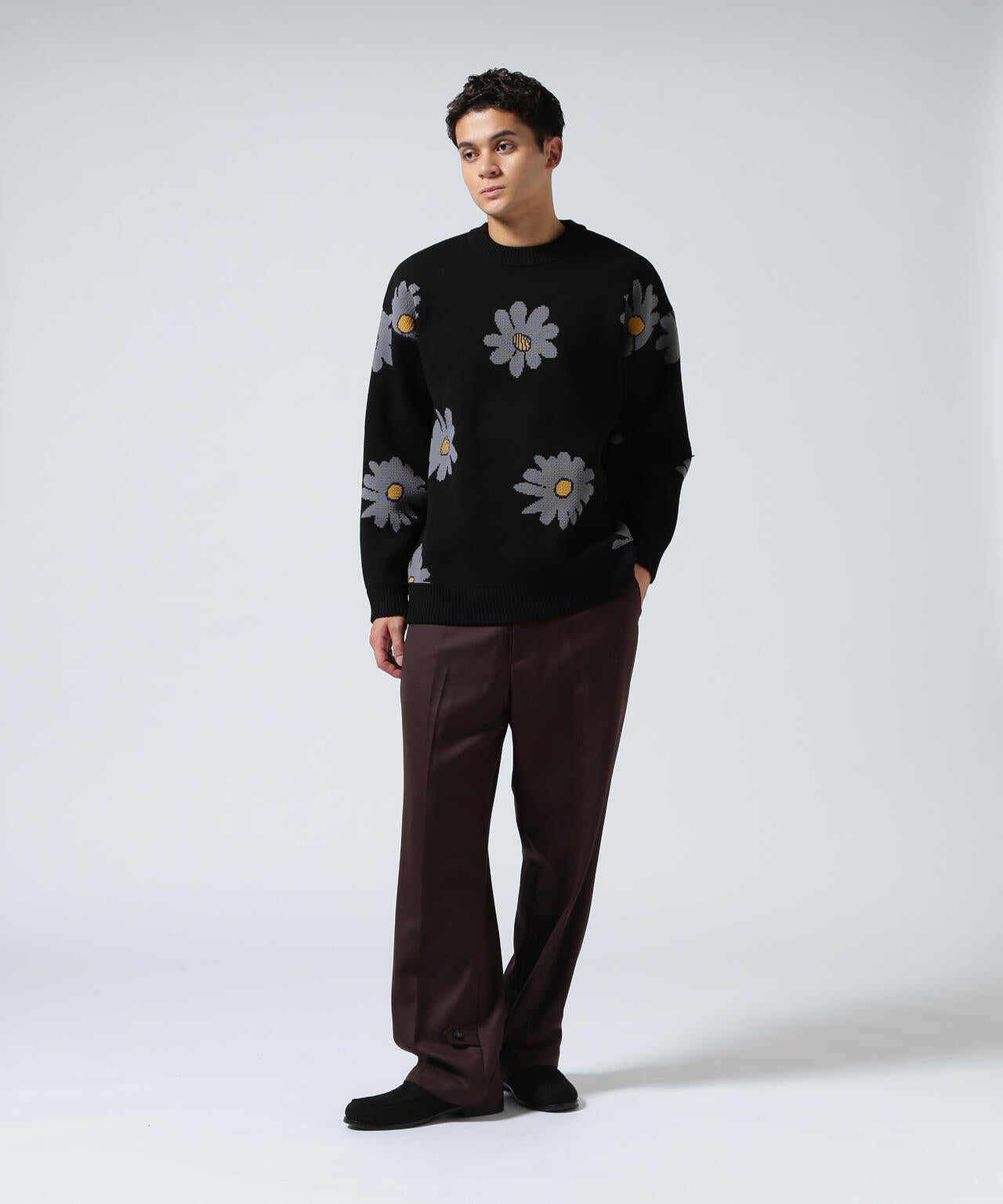 B omnivore/ビーオムニボー FLOWER KNIT TOP