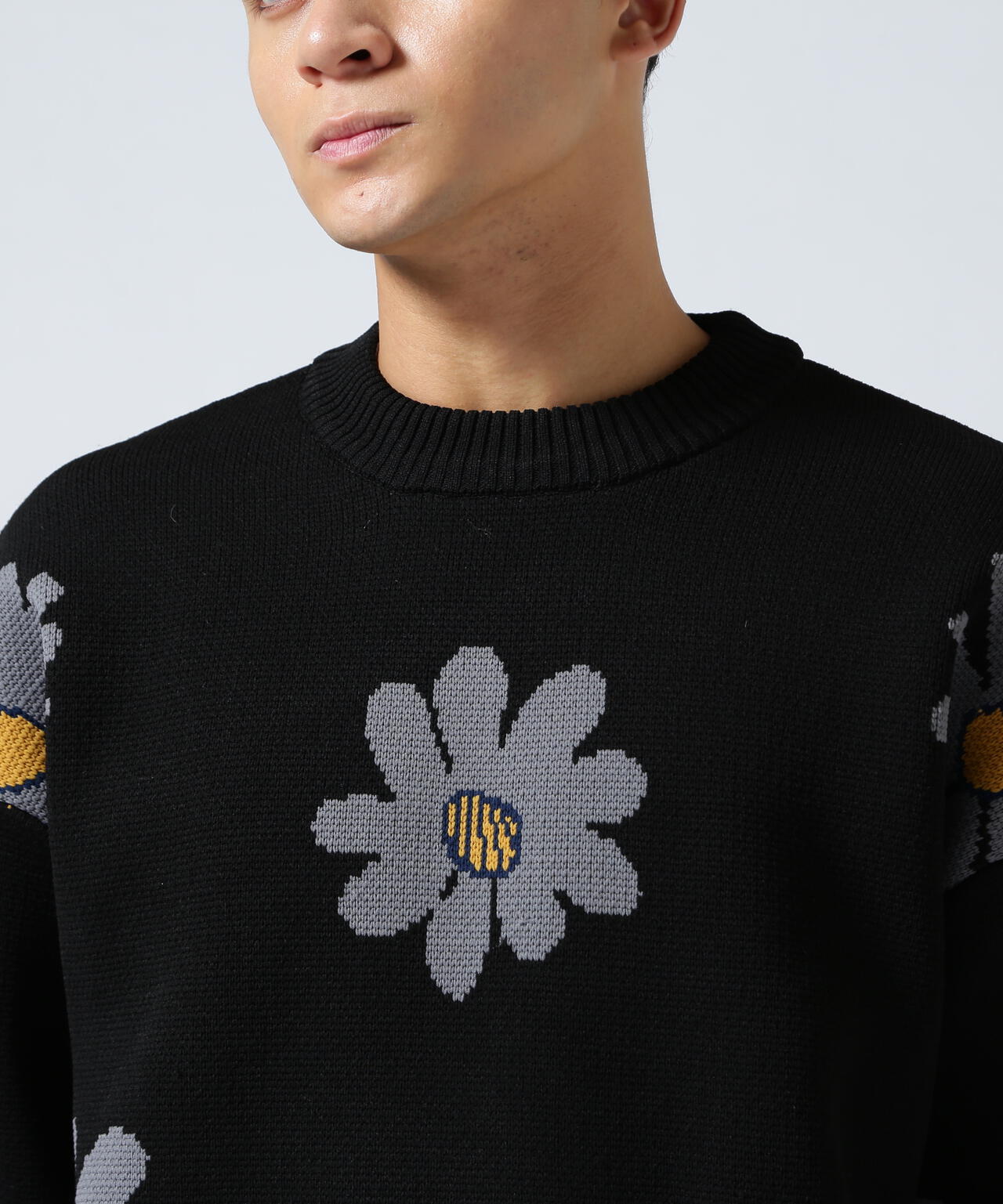 B omnivore/ビーオムニボー FLOWER KNIT TOP