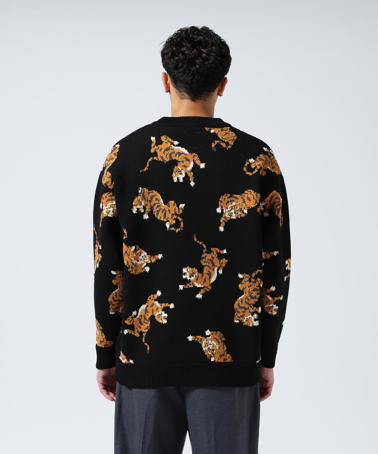 B omnivore/ビーオムニボー TIGER KNIT TOP