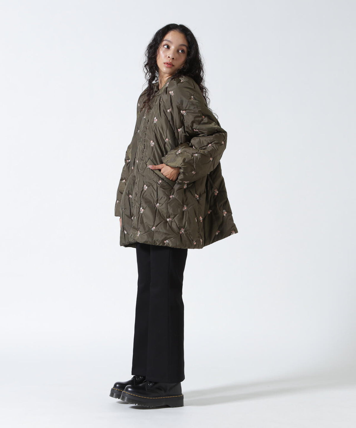RHODOLIRION/ロドリリオン Padded Coat - Original Floral Emb. RV1025B