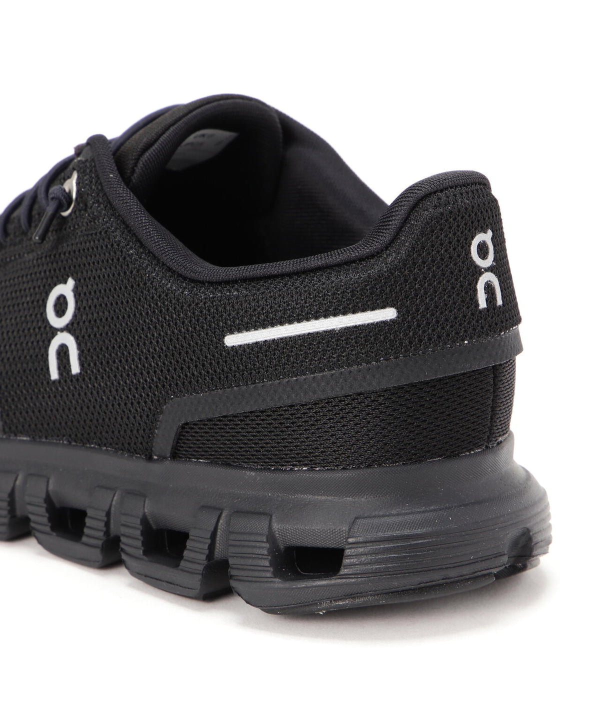 On/オン Cloud 6 (WOMEN'S) クラウド6