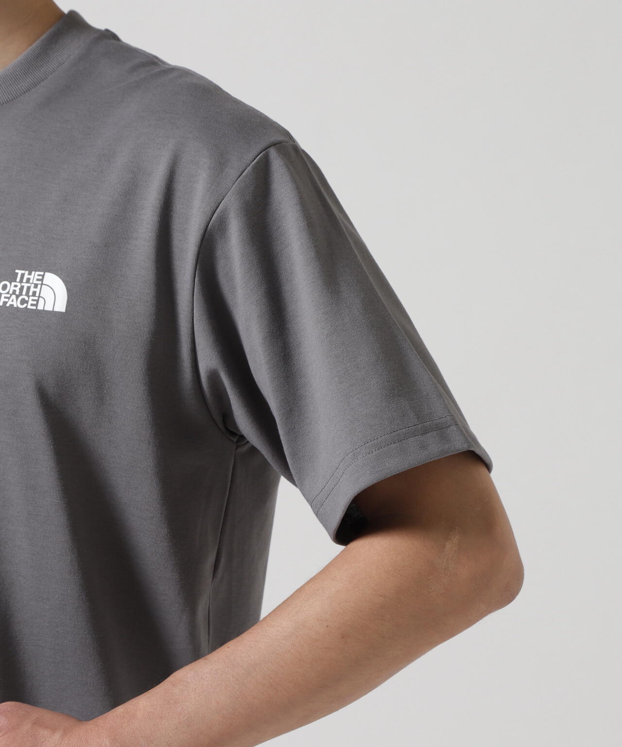 THE NORTH FACE S/S Bandana Square Logo Tee