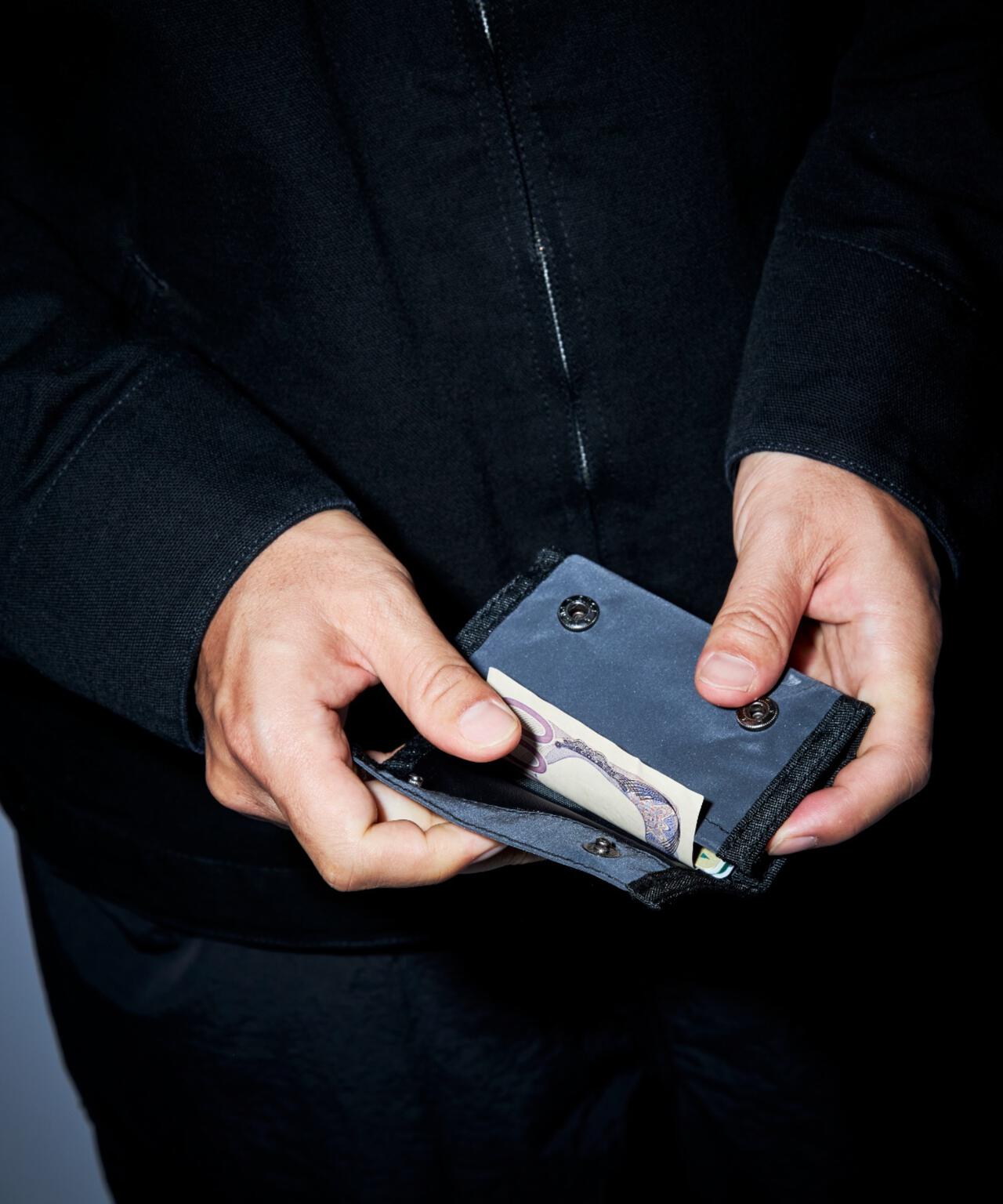 PACKING/パッキング BLACK REFLECTIVE WALLET