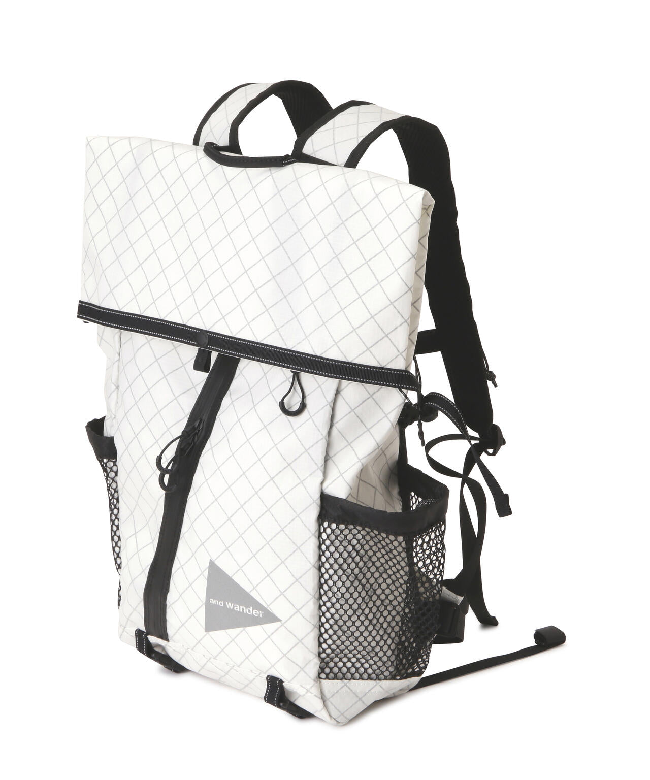 and wander/アンドワンダー ECOPAK 18L backpack