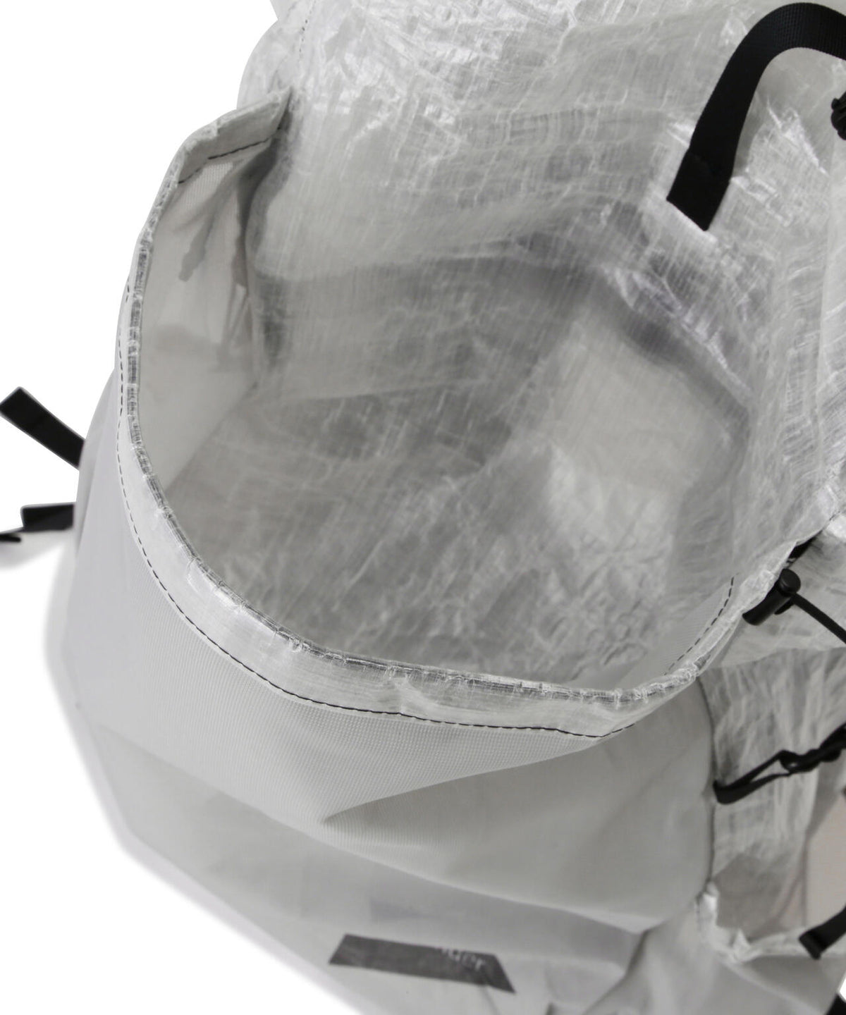 and wander/アンドワンダー UL backpack with Dyneema