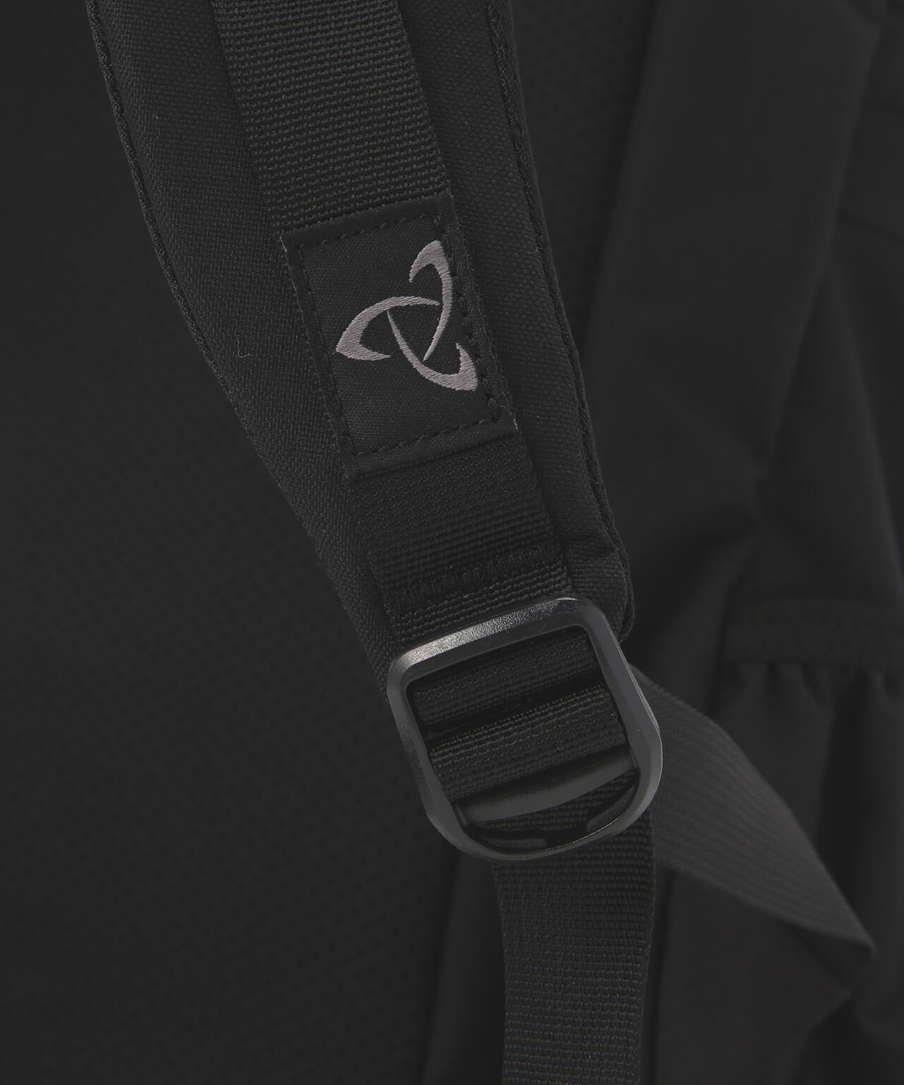 369dcb8d-a627-5634-b5d2-8927ffd9ece9_Image