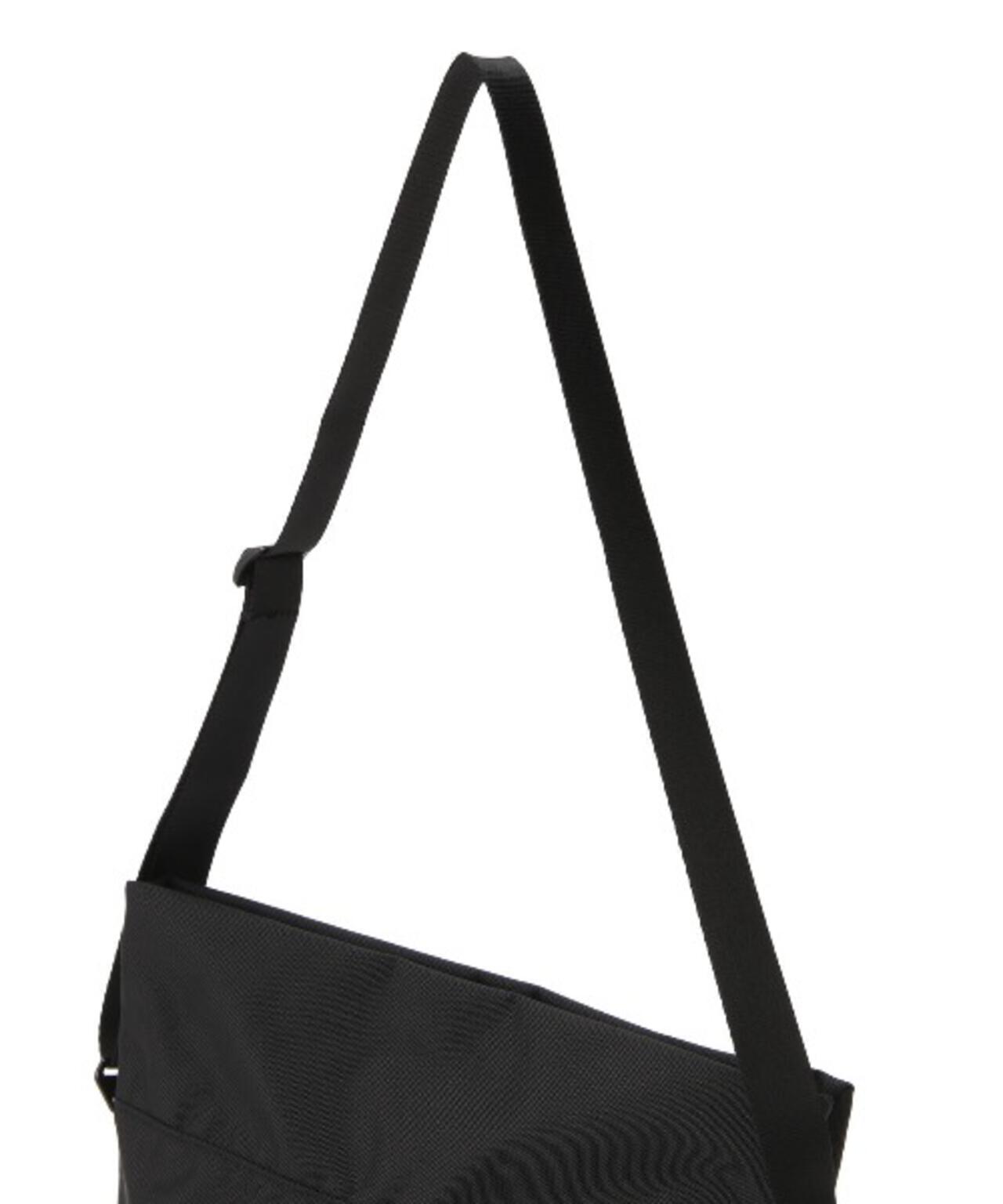 THE NORTH FACE/ザ・ノース・フェイス Pyrenees Shoulder L ピレネーショルダーL NM82508