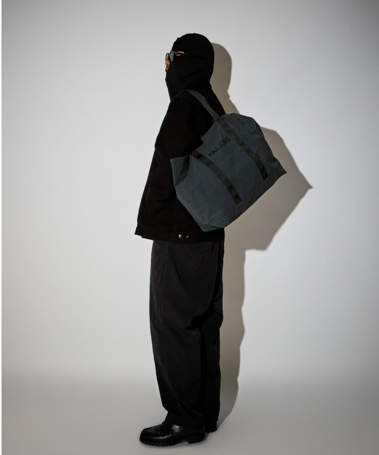 PACKING/パッキング BLACK REFLECTIVE TOTE