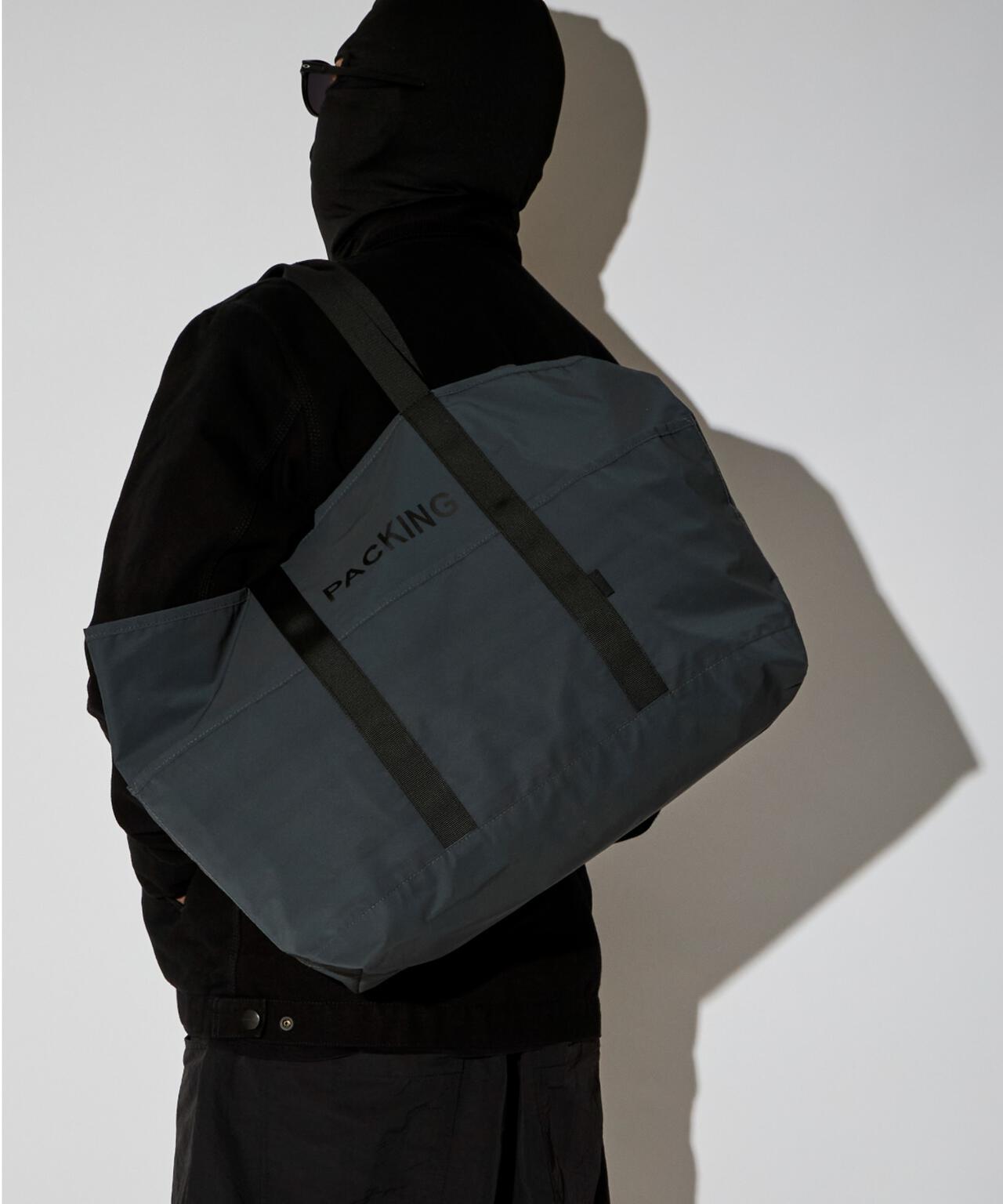 PACKING/パッキング BLACK REFLECTIVE TOTE