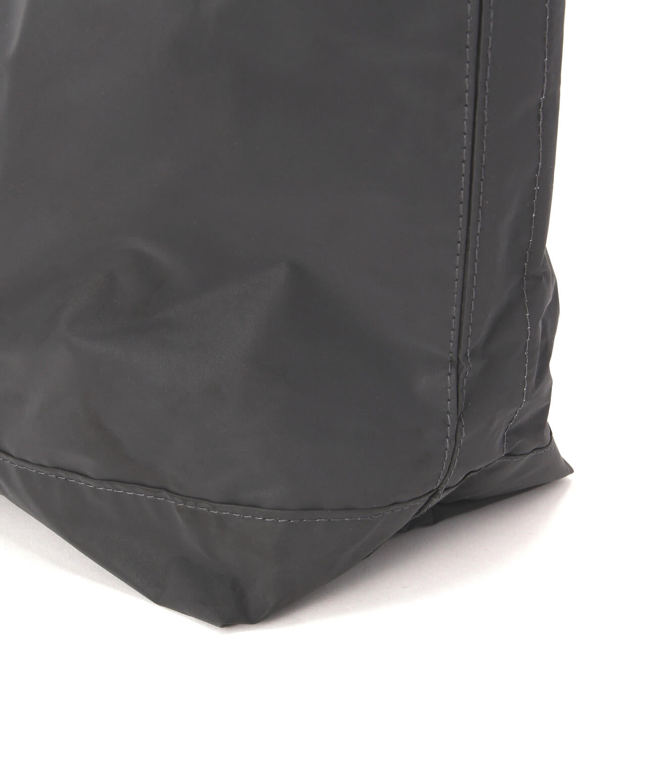 PACKING/パッキング BLACK REFLECTIVE TOTE