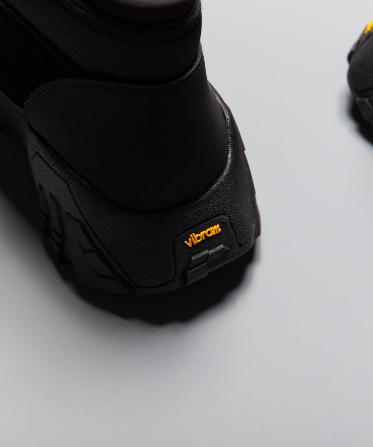 pg/ピージー CAVE