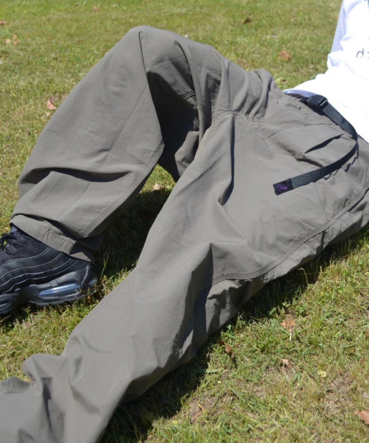 Gramicci/グラミチ 別注NYLON TUCK PANTS 別注ナイロンタックパンツ