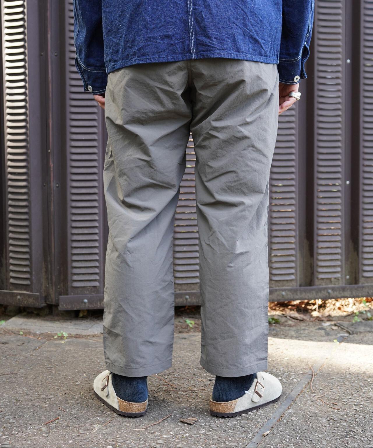 Gramicci/グラミチ 別注NYLON TUCK PANTS 別注ナイロンタックパンツ
