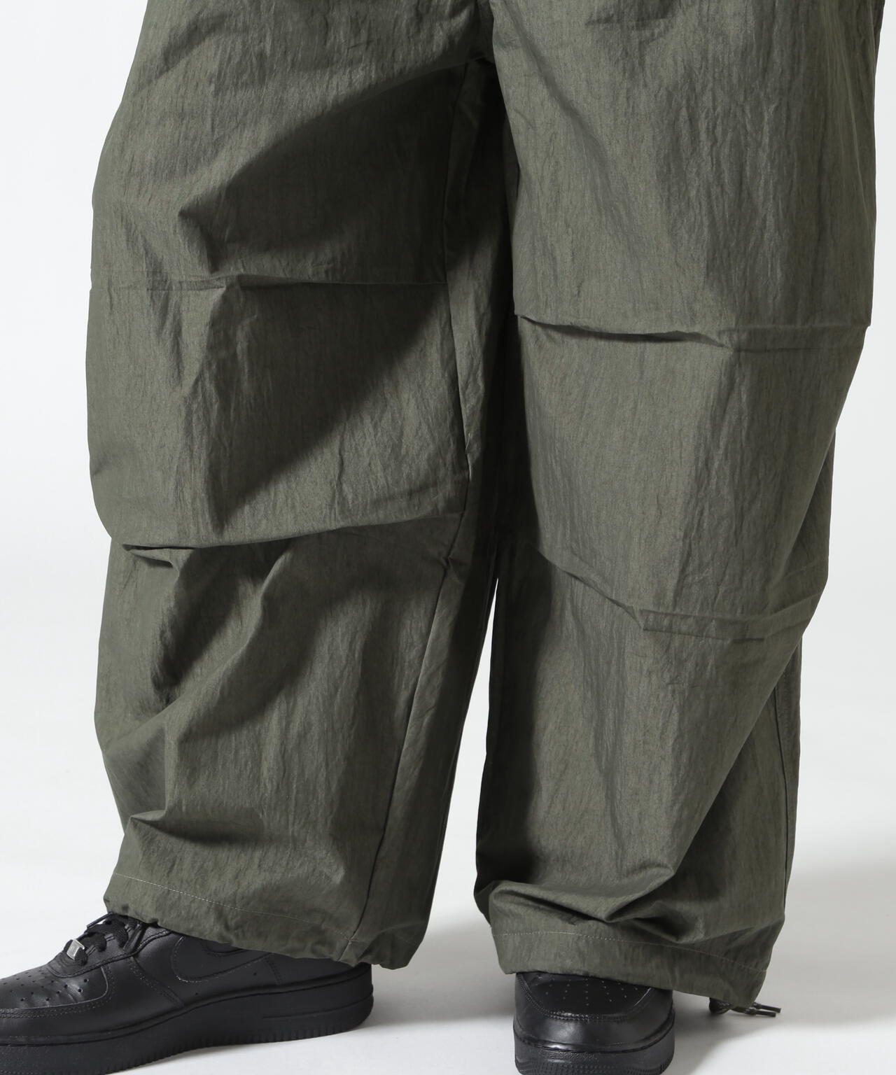 Height 178 Chest 92 Waist 76 hips 95 Shoes 27.0 着用サイズ:M