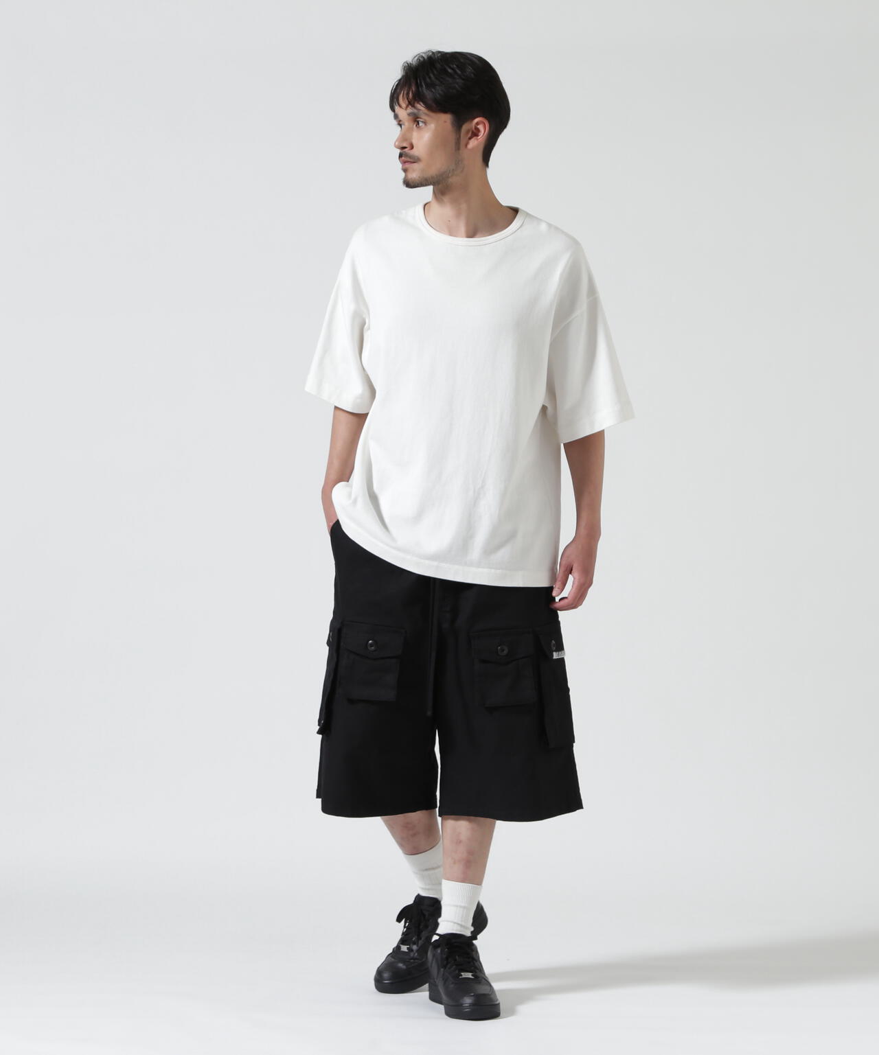 B omnivore/ビーオムニボー HAND STITCH CARGO SHORTS