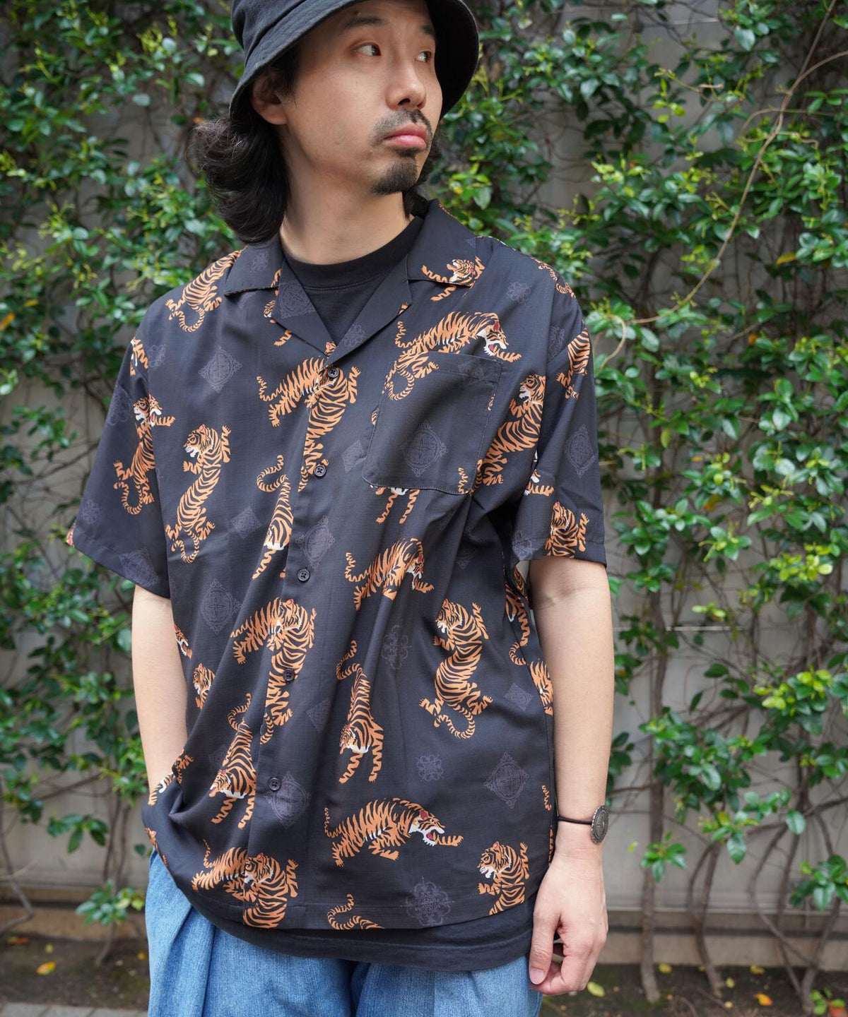 B omnivore/ビーオムニボー TIGER S/S SHIRT