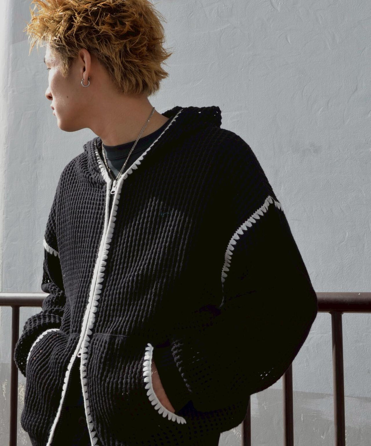 B omnivore/ビーオムニボー HAND - STITCH MESH HOODIE
