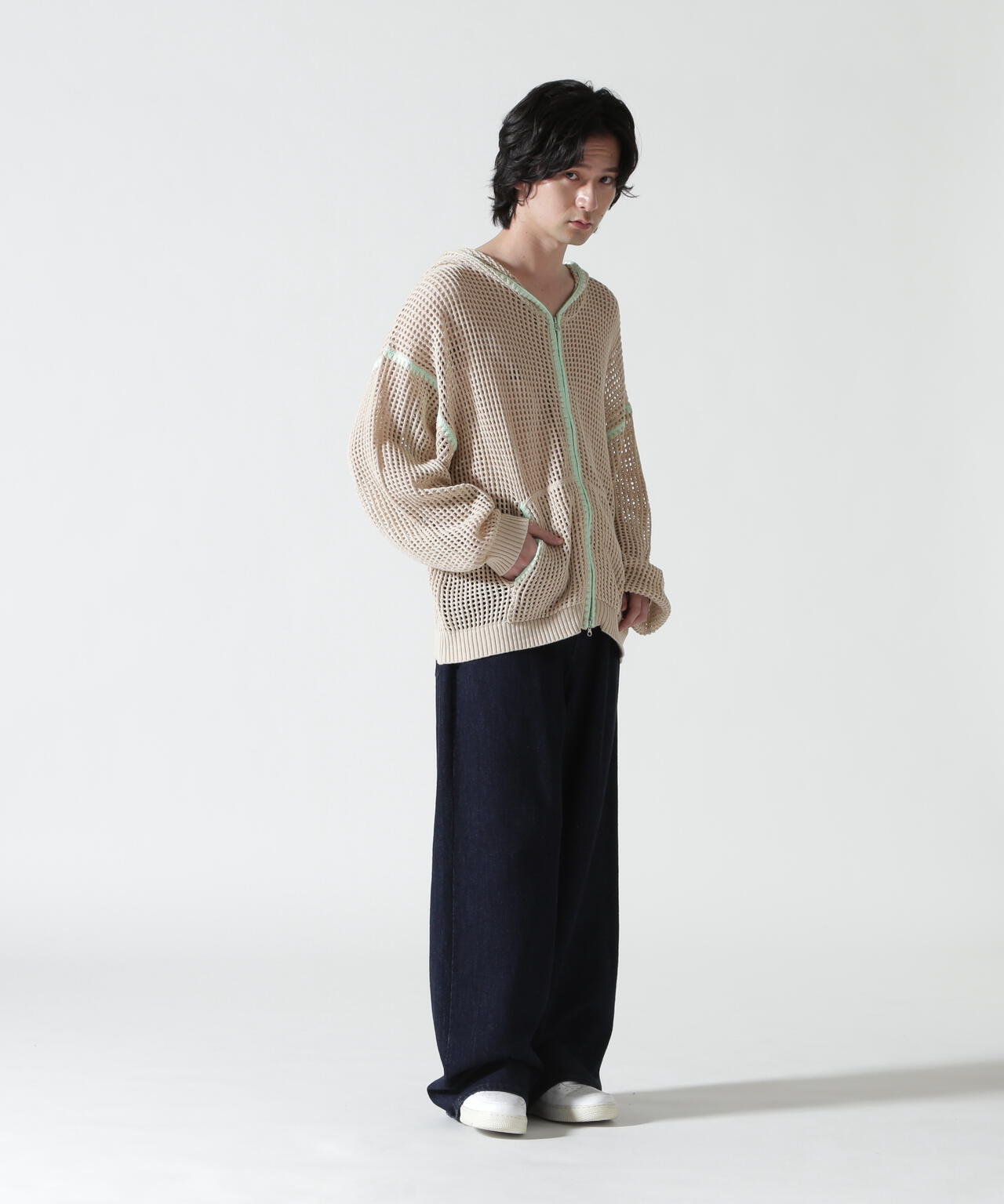 B omnivore/ビーオムニボー HAND - STITCH MESH HOODIE