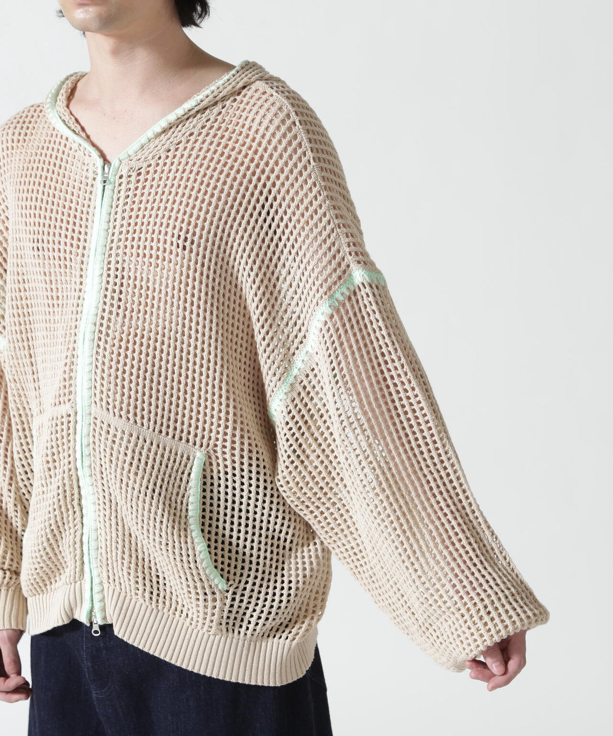 B omnivore/ビーオムニボー HAND - STITCH MESH HOODIE