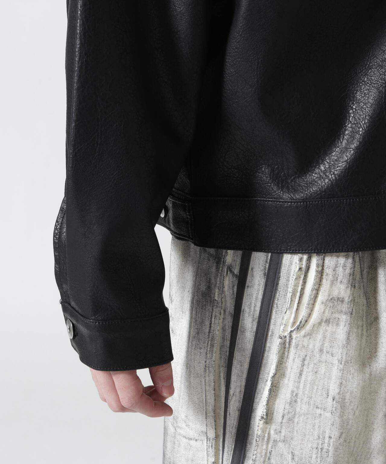 B omnivore/ビーオムニボー FAUX LEATHER BLOUSON