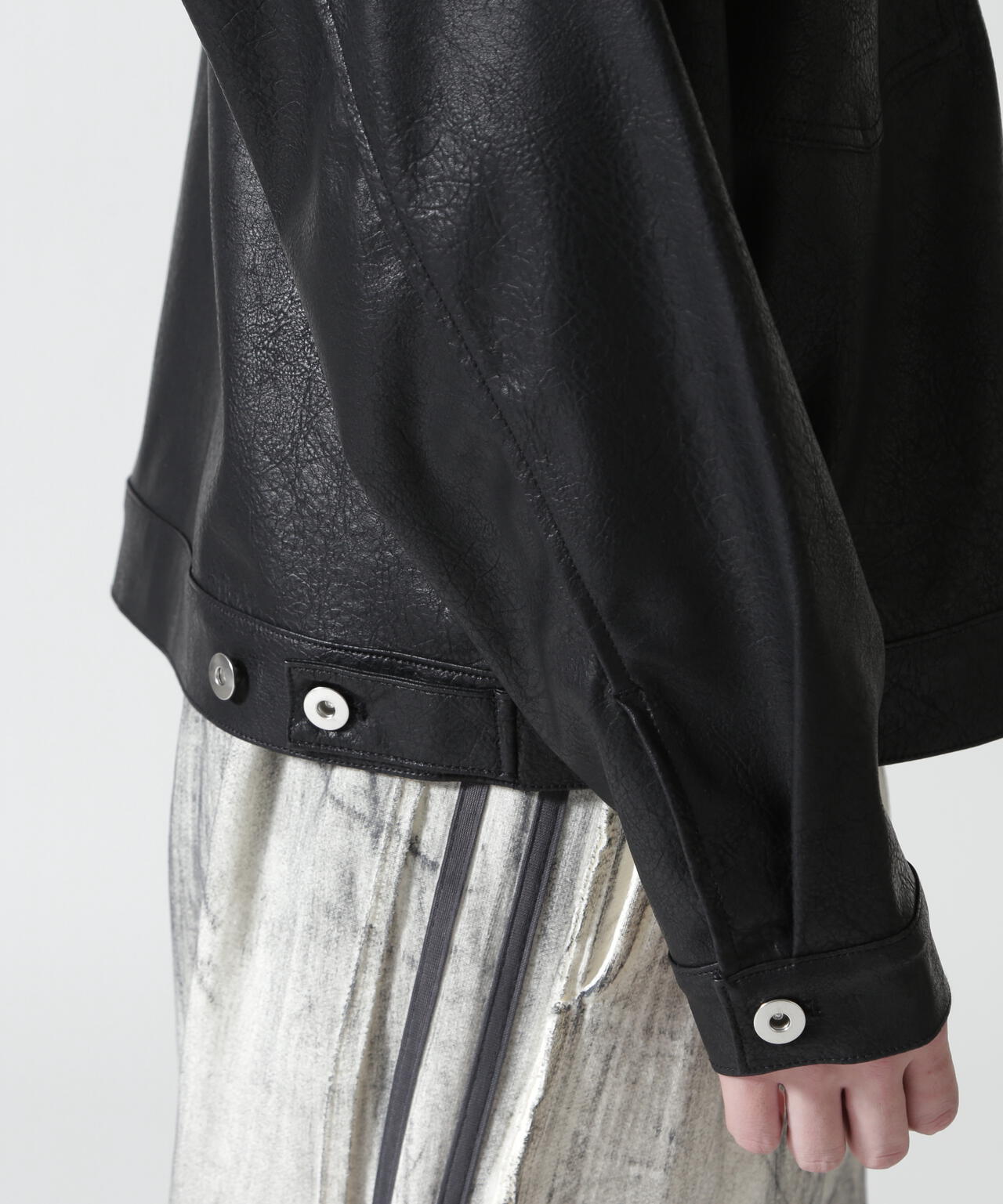 B omnivore/ビーオムニボー FAUX LEATHER BLOUSON