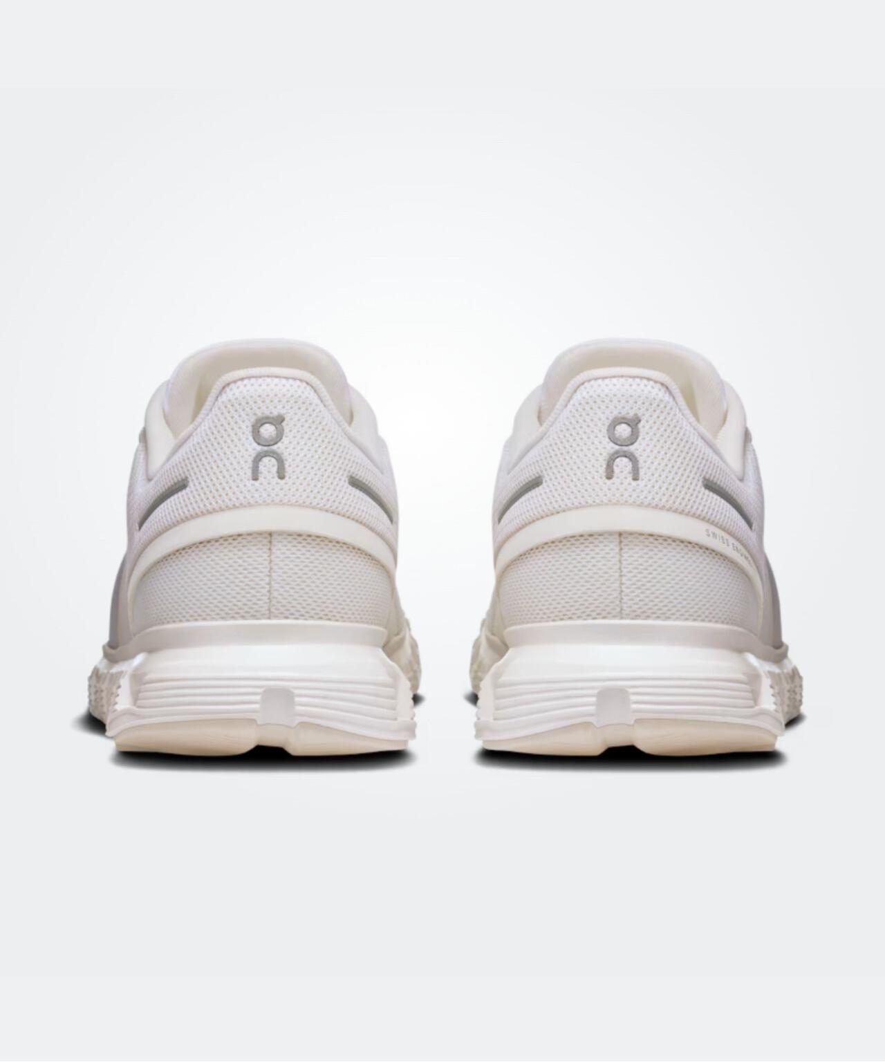 On/オン Cloud 6 (MEN'S) クラウド6