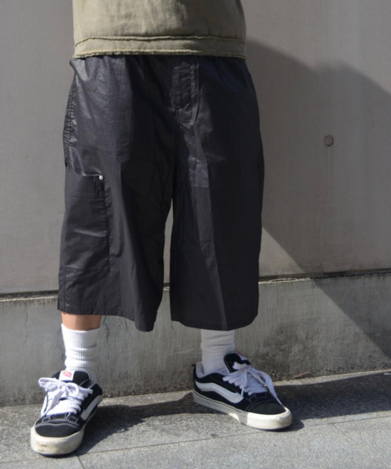 B omnivore/ビーオムニボー PAPER SHORTS
